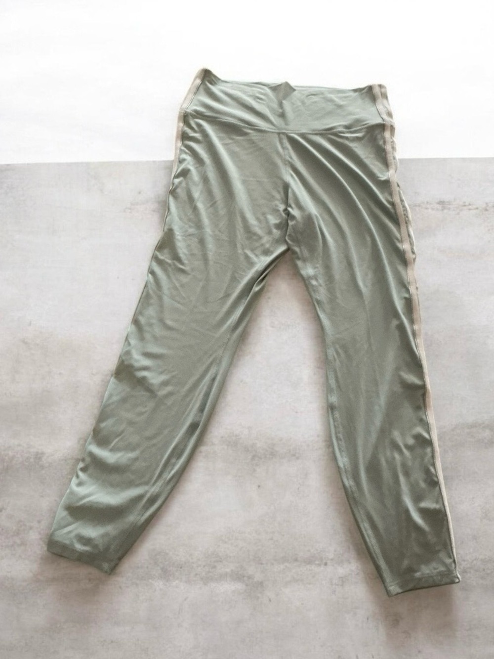 all in motion Sage Green Leggings with Cream Accent